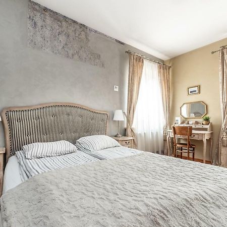Angel House Vilnius, 5 Apartment ภายนอก รูปภาพ
