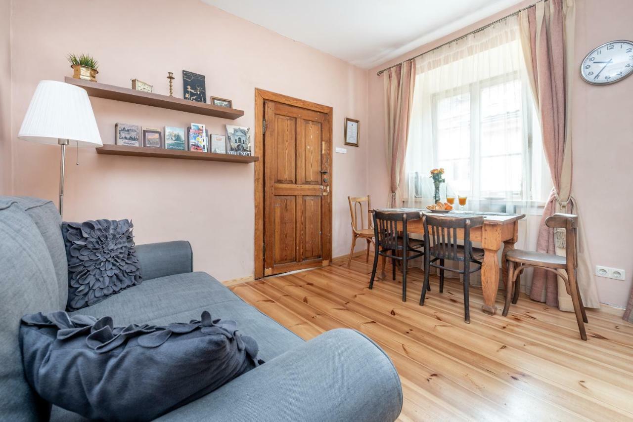 Angel House Vilnius, 5 Apartment ภายนอก รูปภาพ