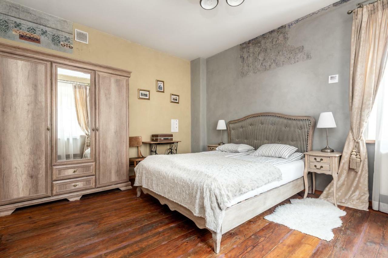 Angel House Vilnius, 5 Apartment ภายนอก รูปภาพ